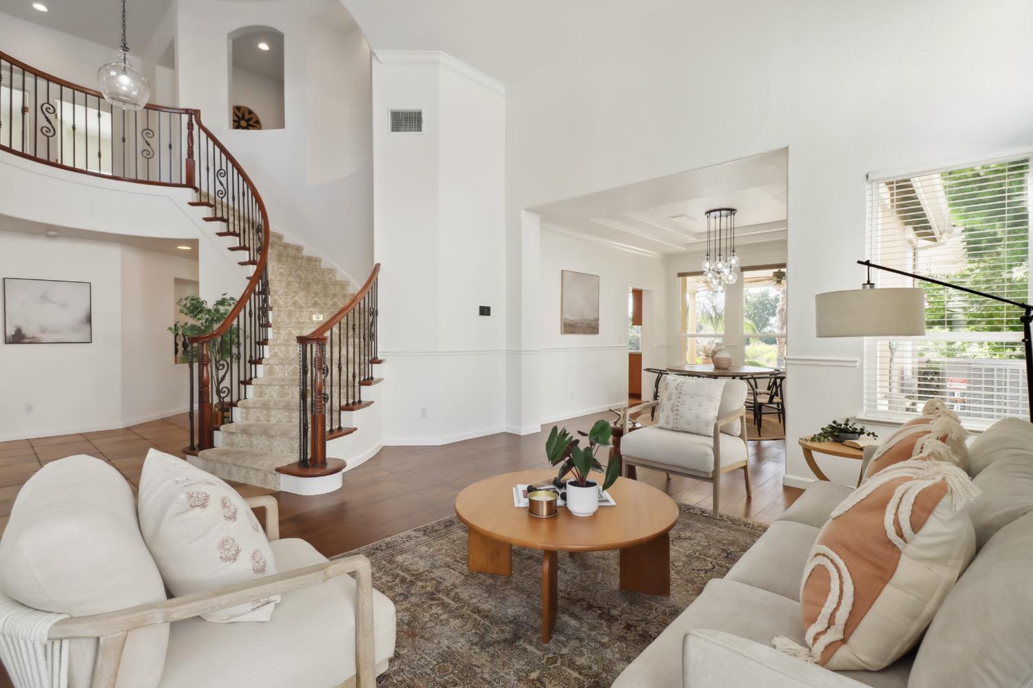Hawk Crest Court, Roseville, California image 7