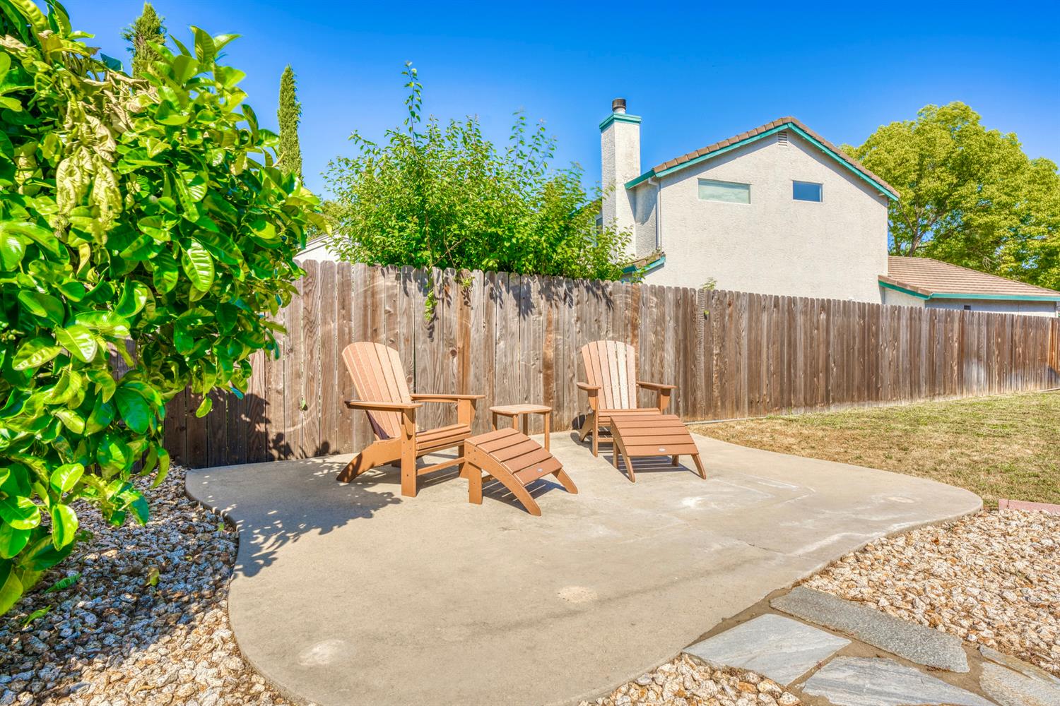 Clear Star Court, Elk Grove, California image 43