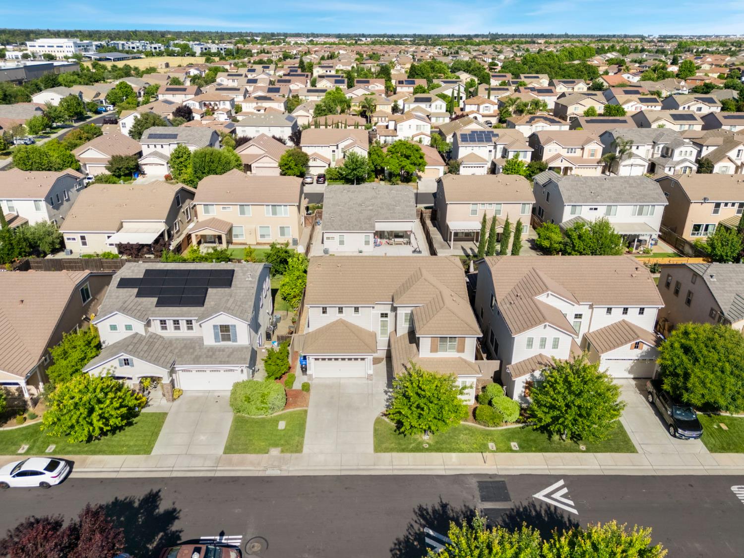Cordially Way, Elk Grove, California image 37