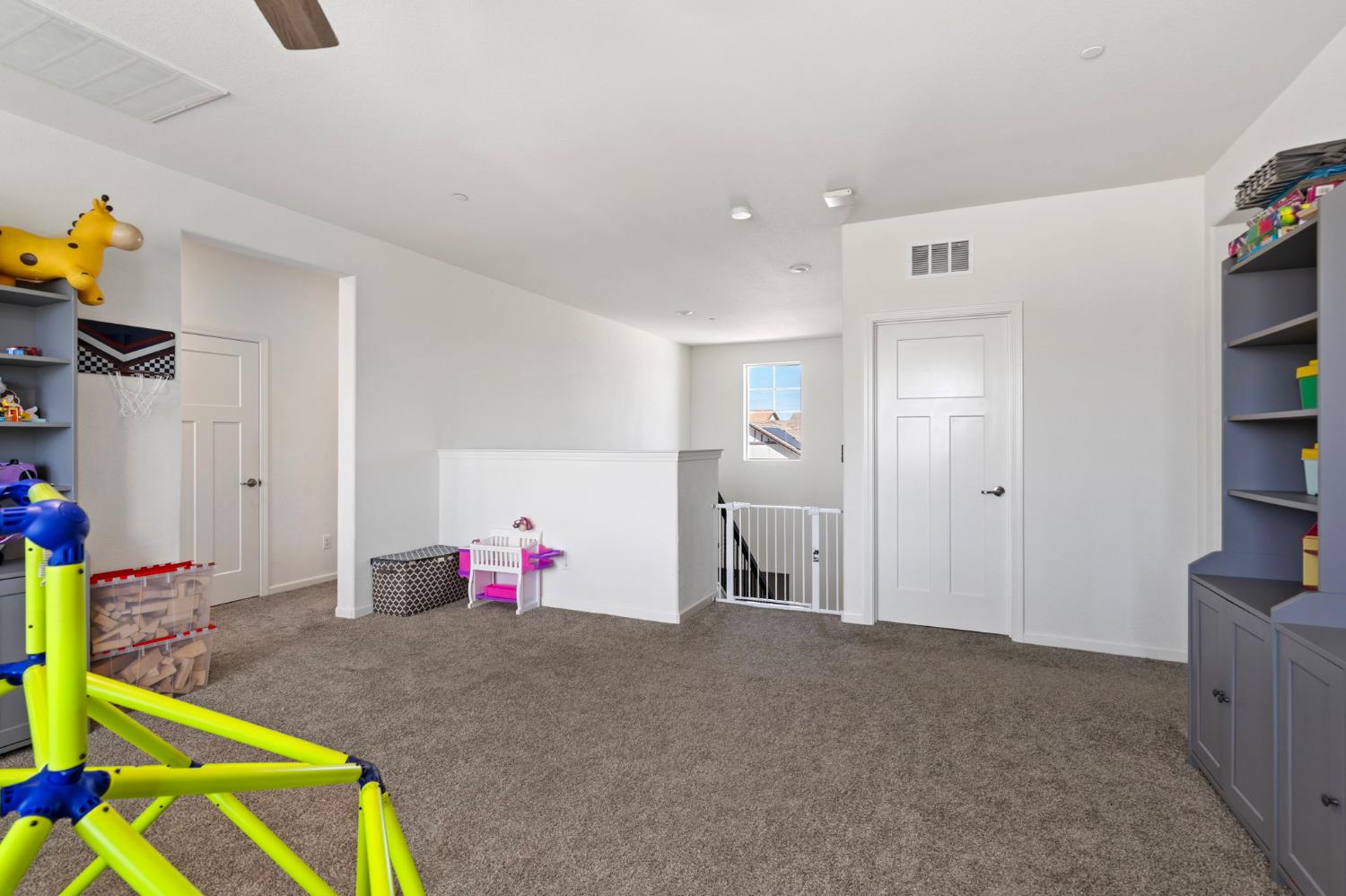 Edington Drive, Rancho Cordova, California image 17