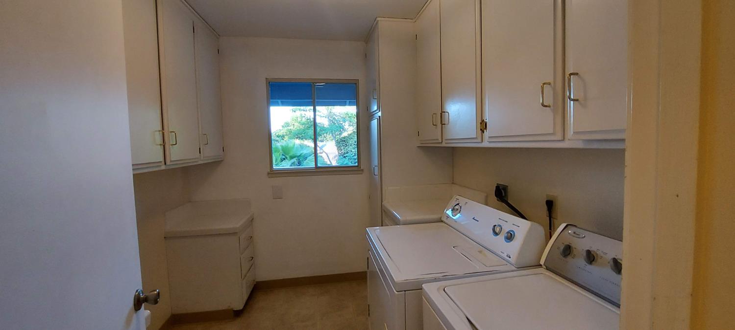 Caroleigh Way, Yuba City, California image 35