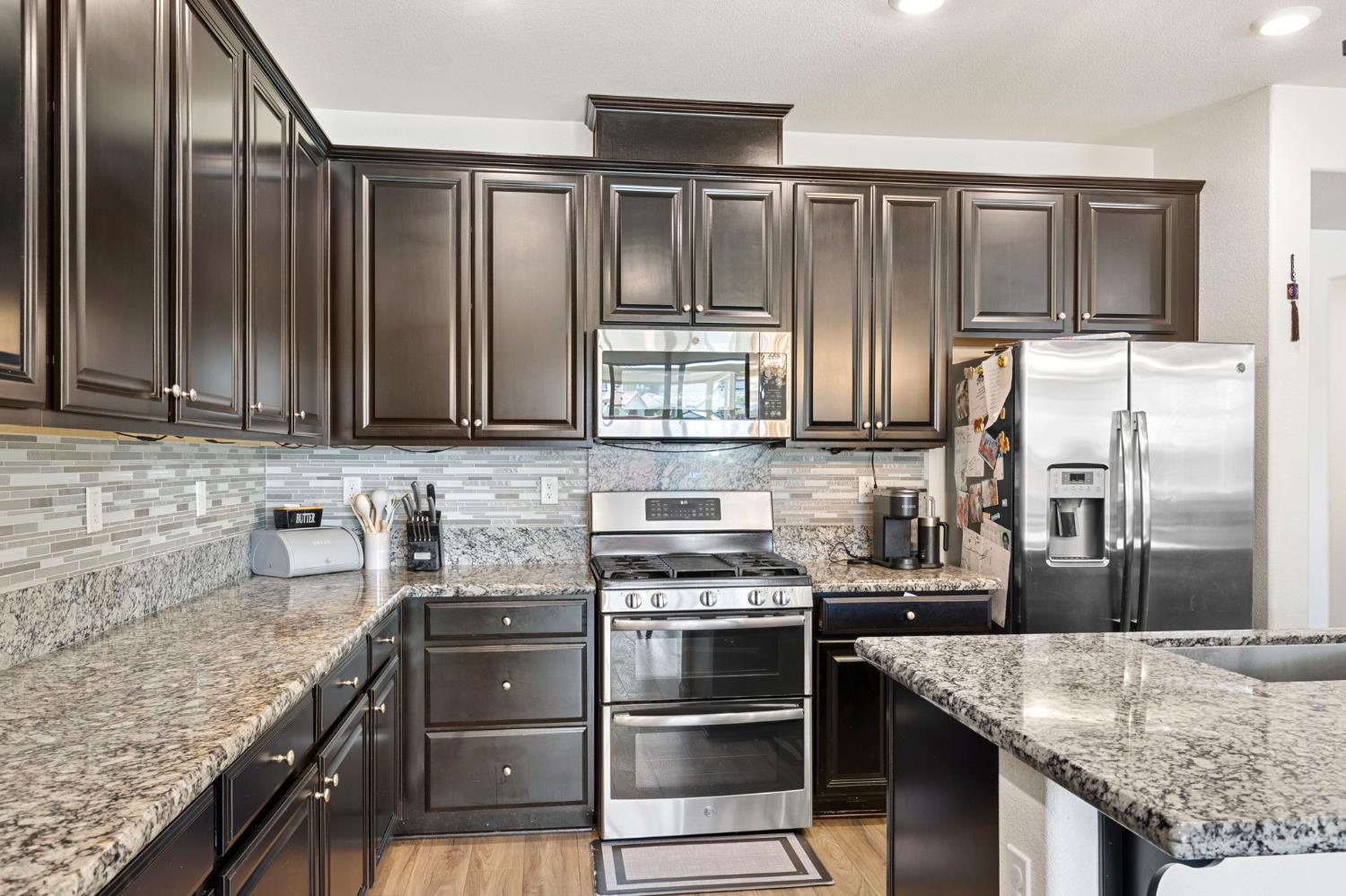 Edington Drive, Rancho Cordova, California image 13