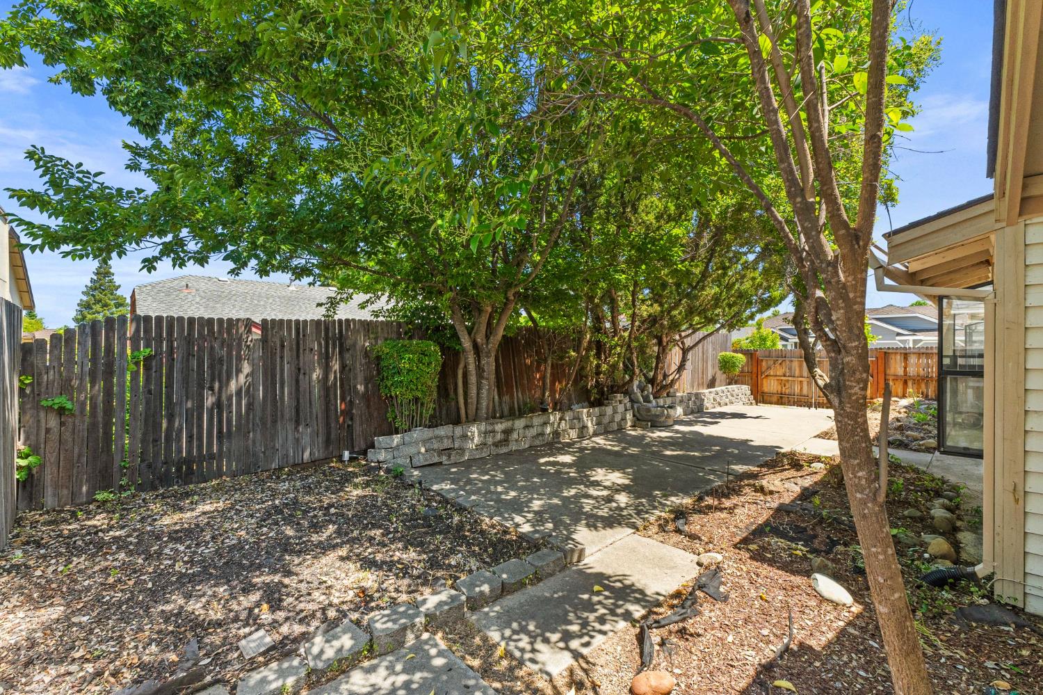Kyle Court, Citrus Heights, California image 46