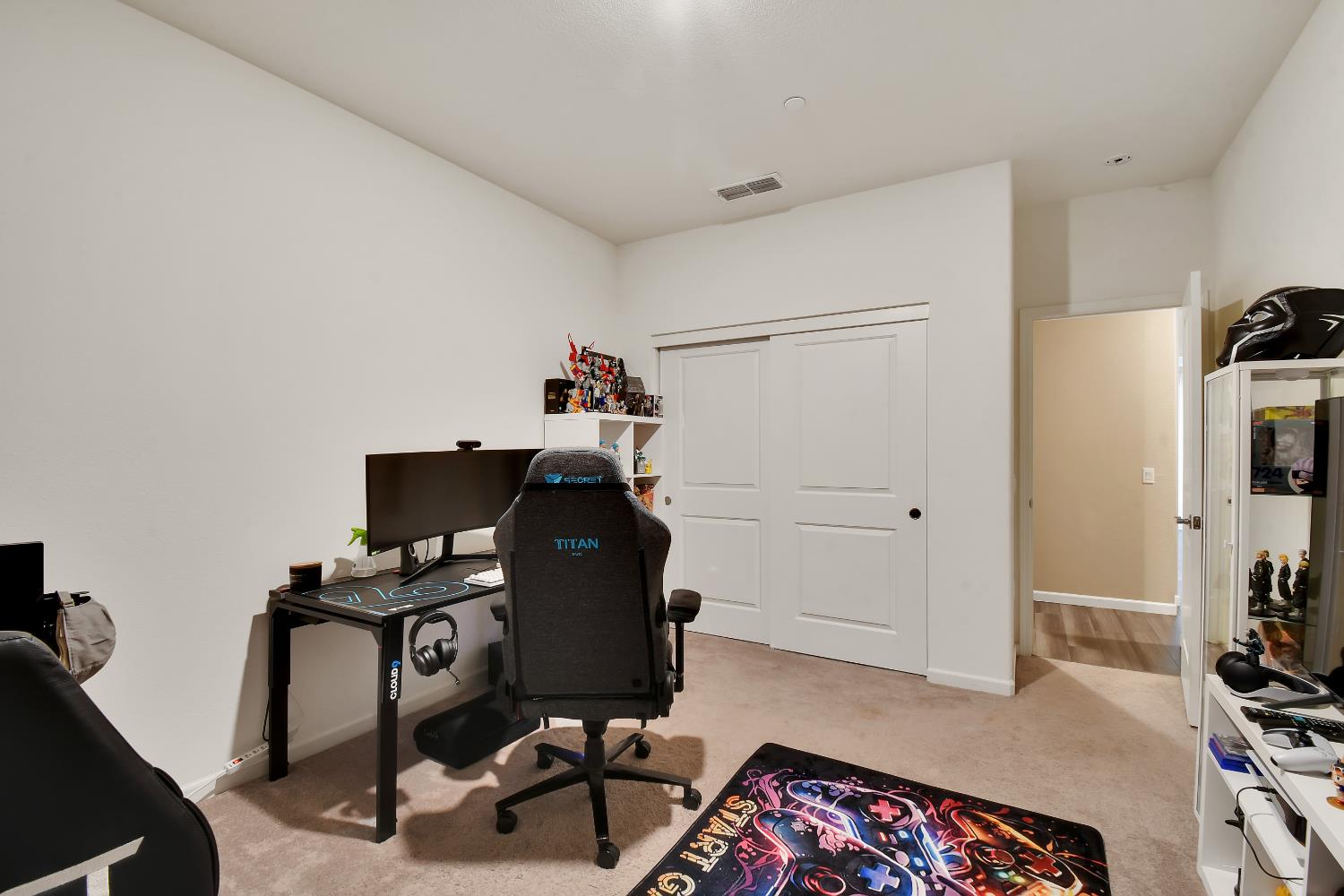Gatlin Court, Plumas Lake, California image 7