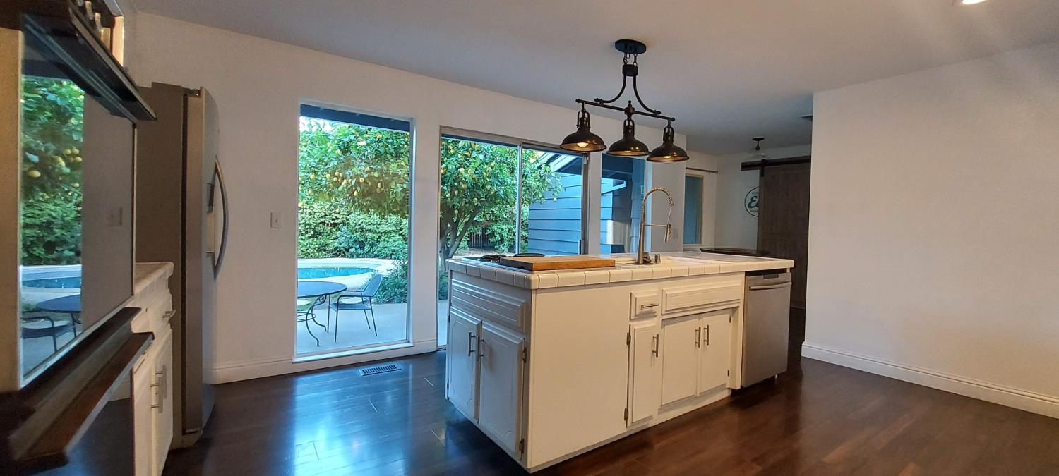 Caroleigh Way, Yuba City, California image 9
