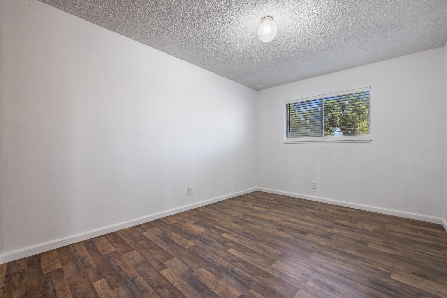 E Orangeburg Avenue, Modesto, California image 22