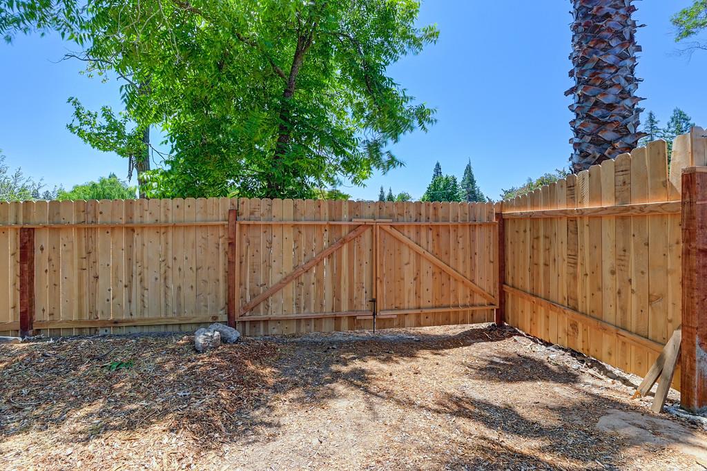 Cal Court, Citrus Heights, California image 37