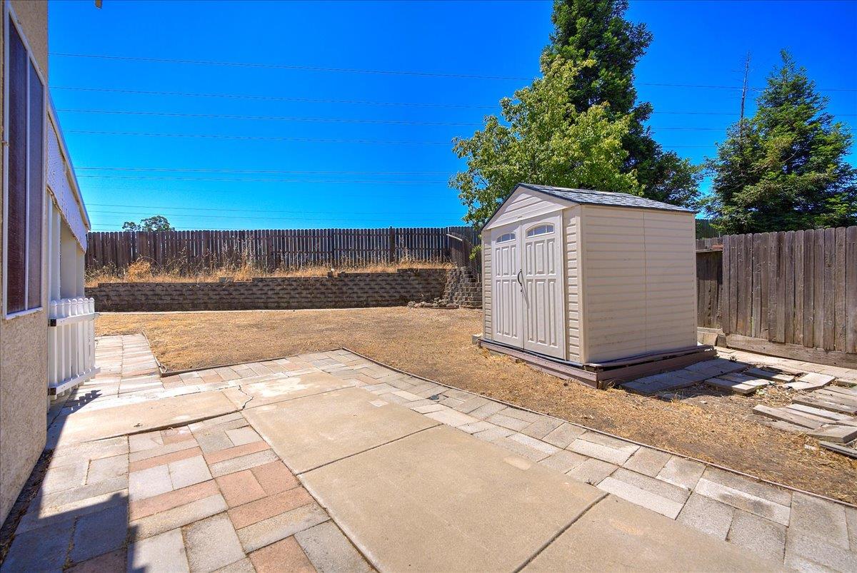 Clearwater Court, Roseville, California image 10