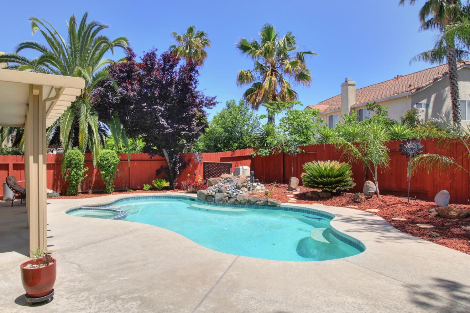Crystal Water Way, Elk Grove, California image 38