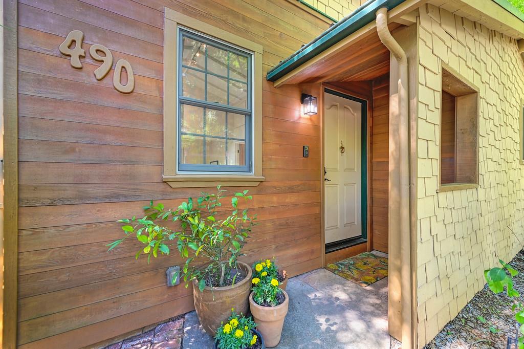 Foresthill Avenue, Auburn, California image 6