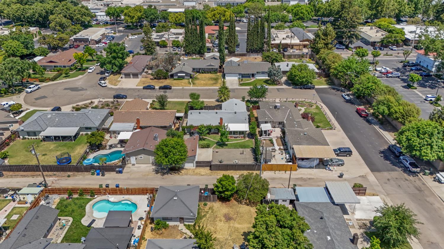 Carolyn Drive, Turlock, California image 39