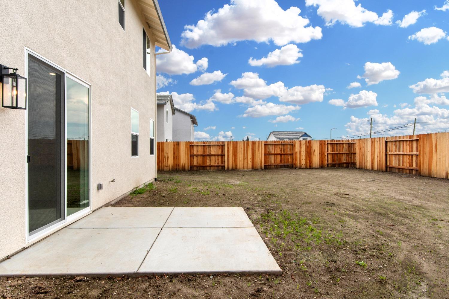 Millie Drive, Yuba City, California image 21