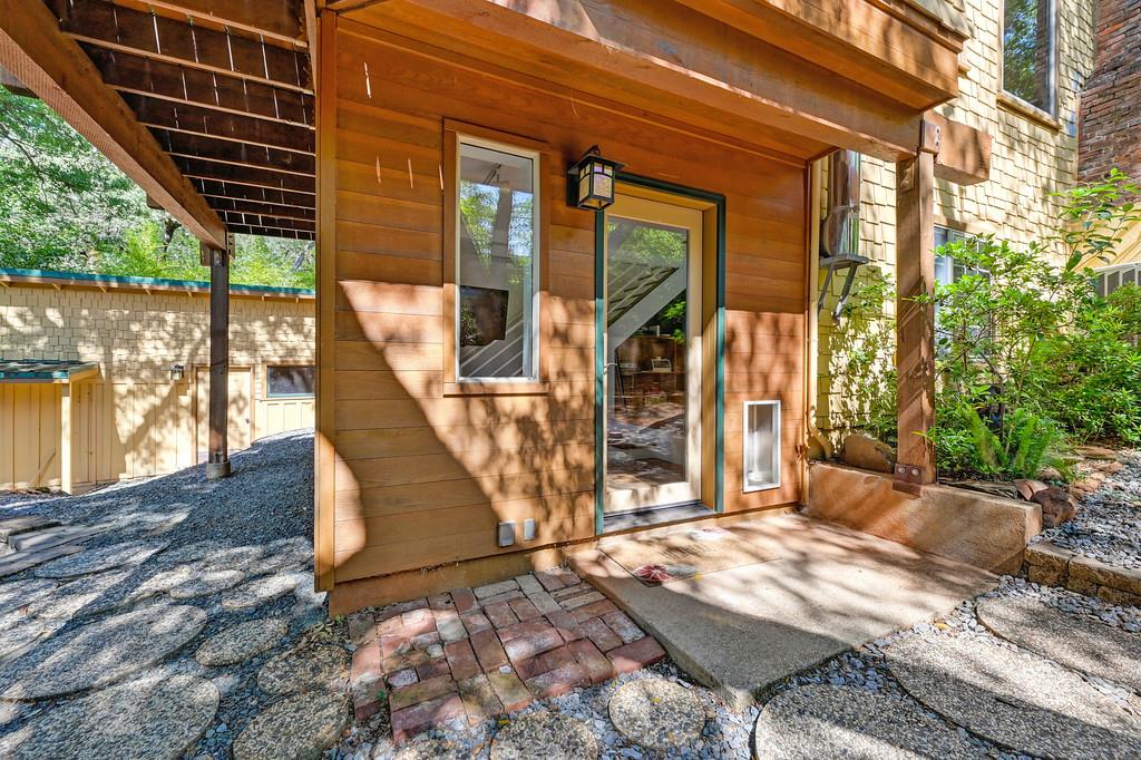 Foresthill Avenue, Auburn, California image 48