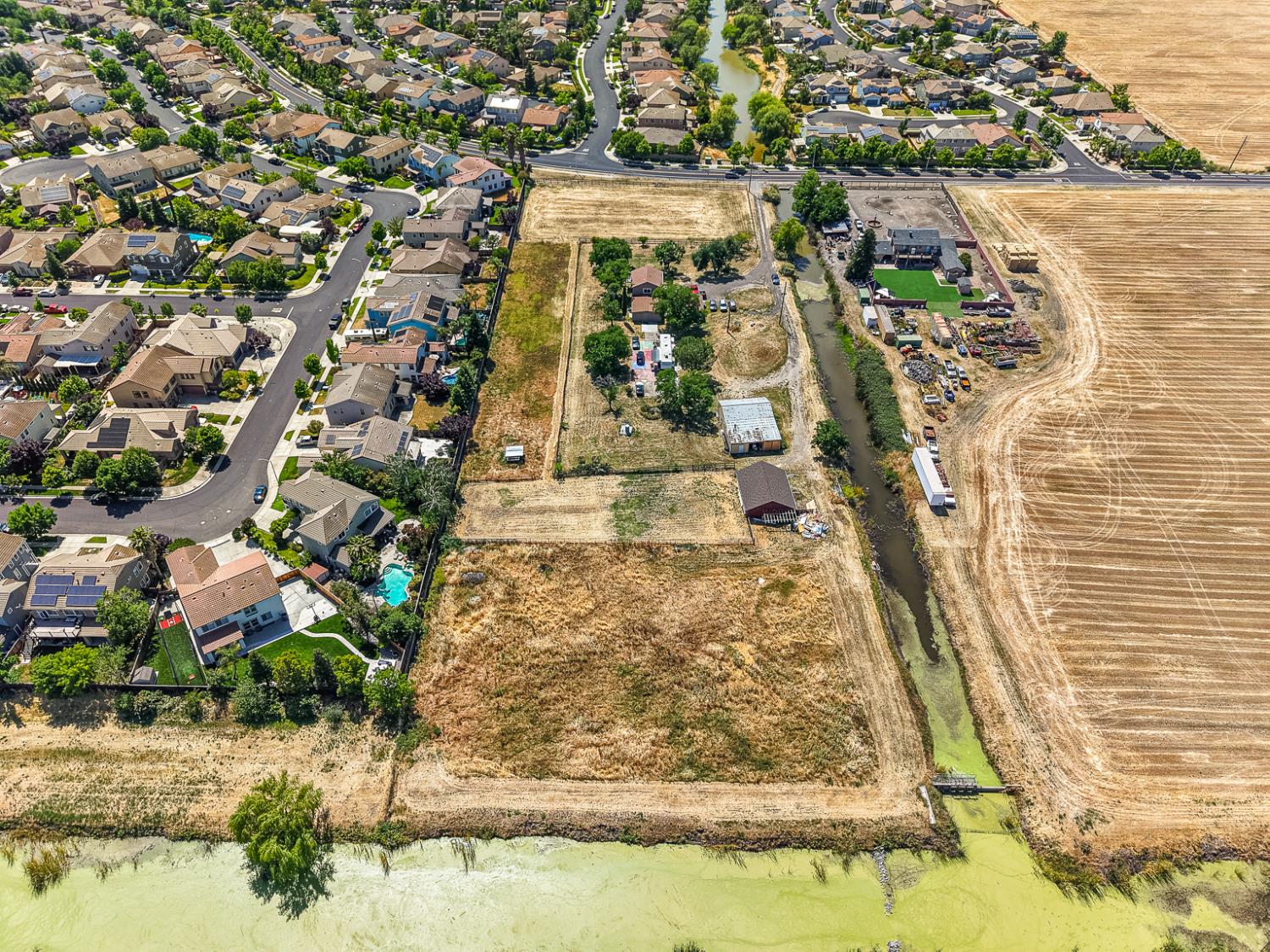 Otis Avenue, West Sacramento, California image 19