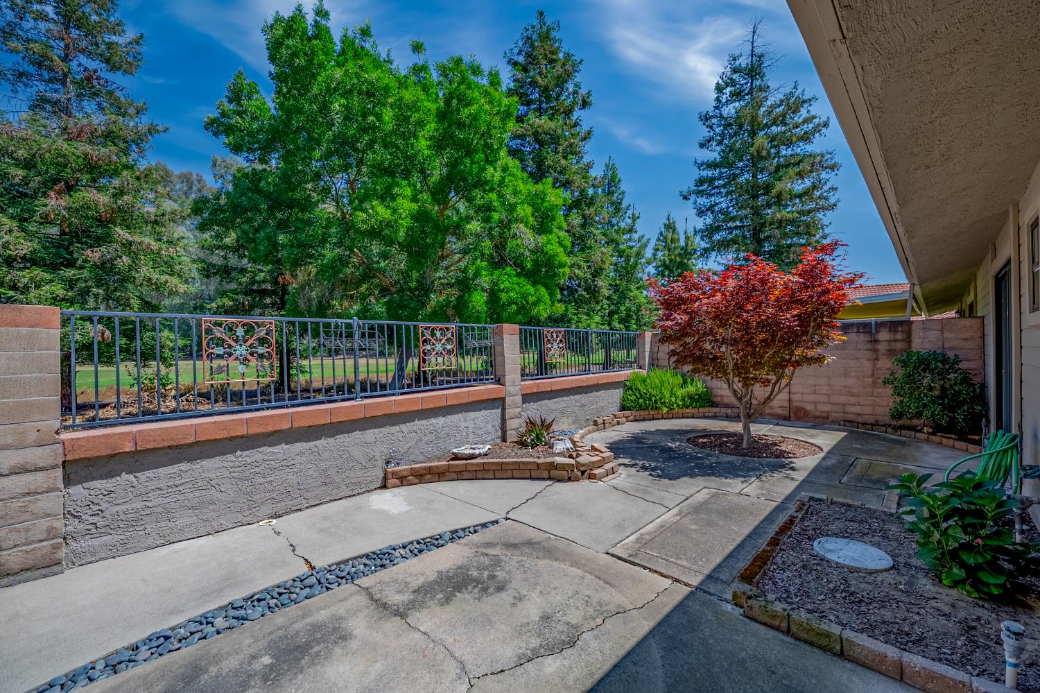 Paseo Redondo Drive, Merced, California image 38