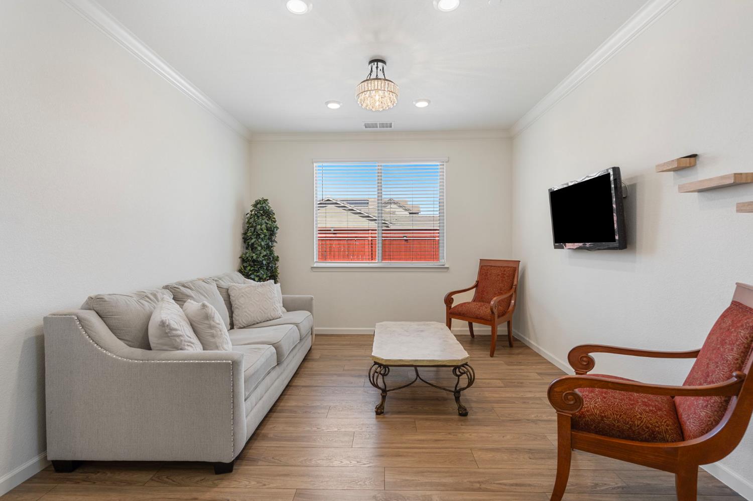 Edington Drive, Rancho Cordova, California image 6