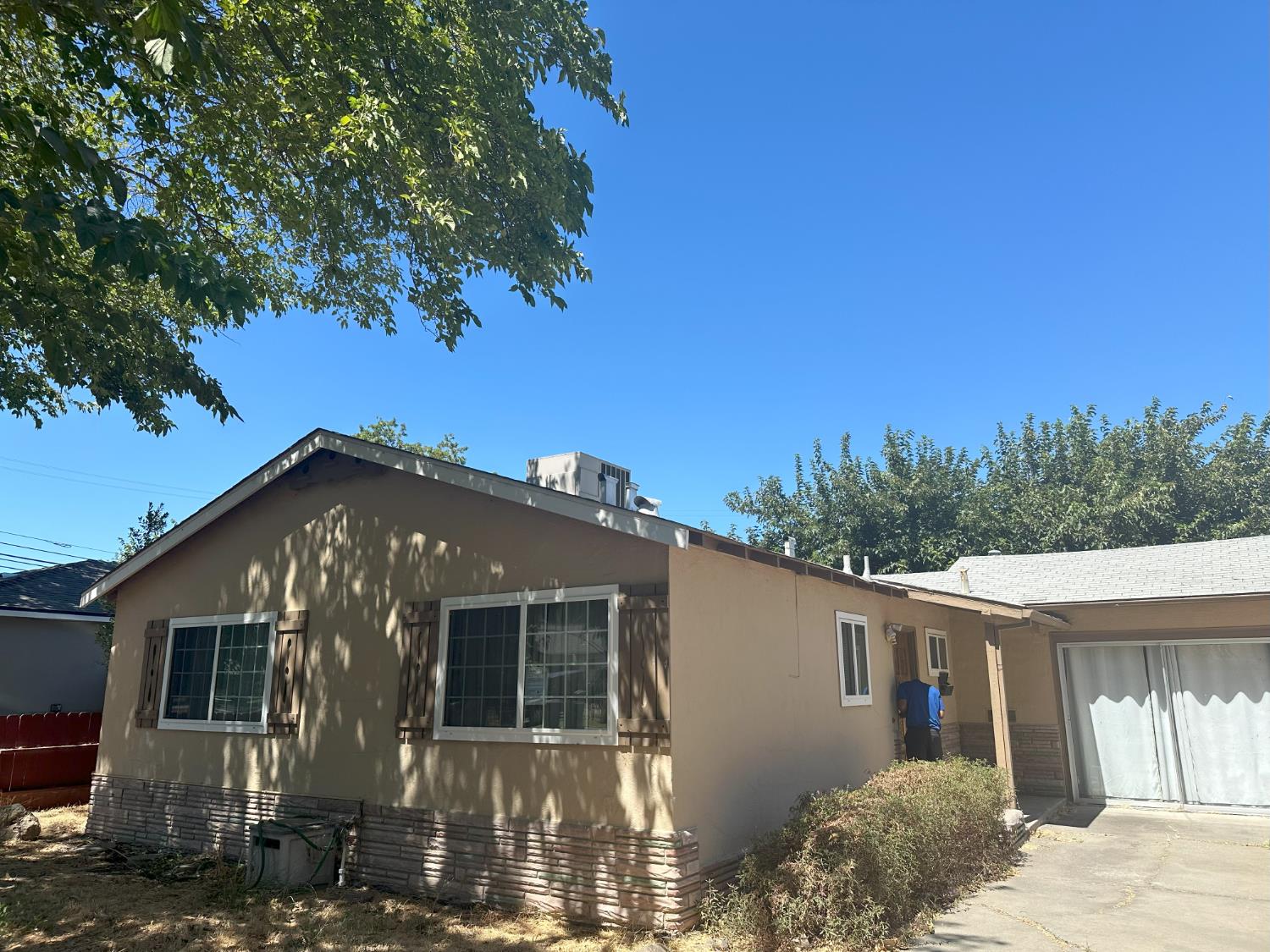 E 21, Tracy, California image 1