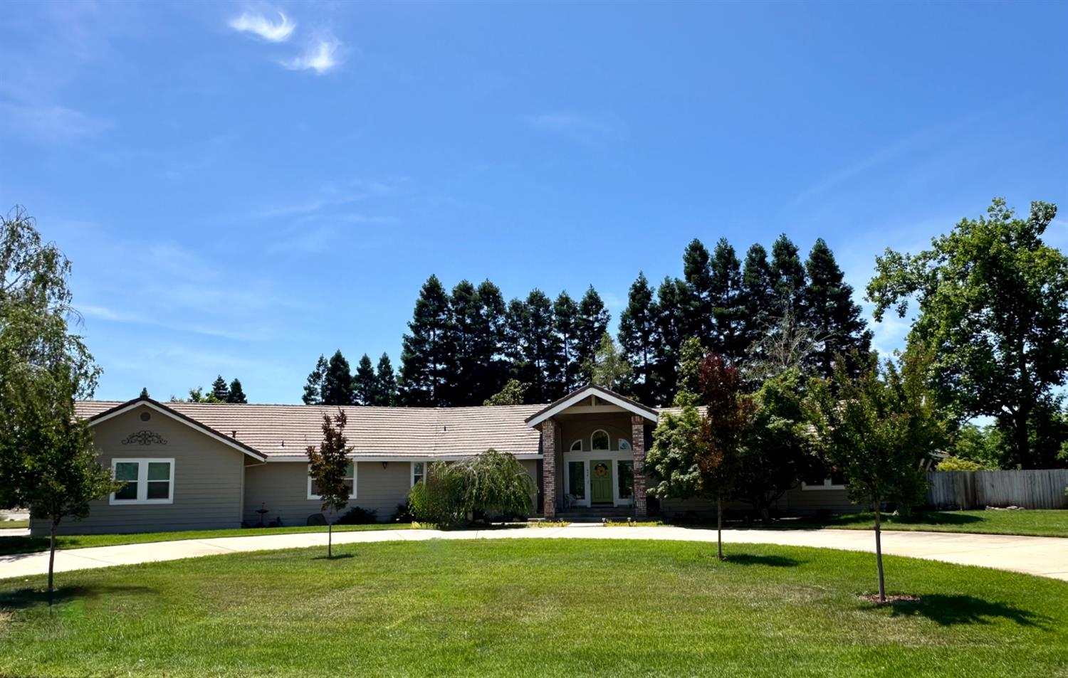 Saddleback Drive, Marysville, California image 1