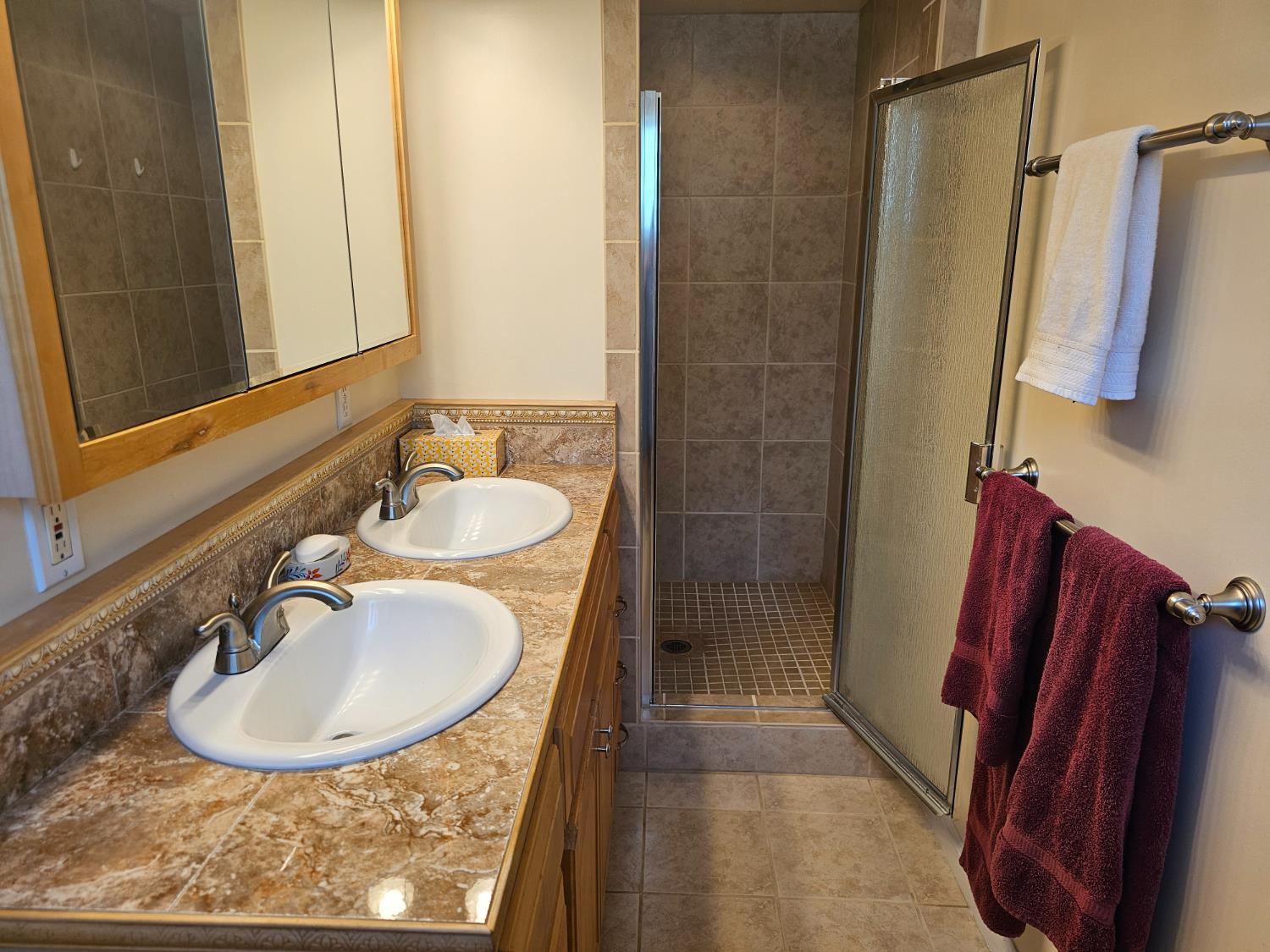 Alandale Way, Rancho Cordova, California image 20