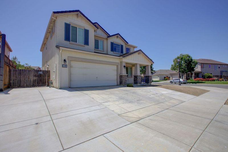 Oatgrass Way, Los Banos, California image 3