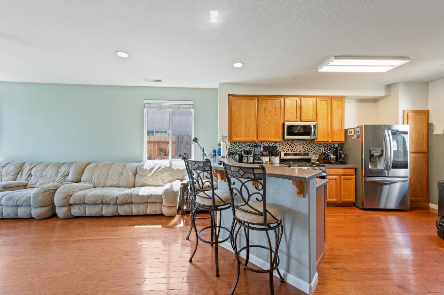 Chateau Drive, Olivehurst, California image 5