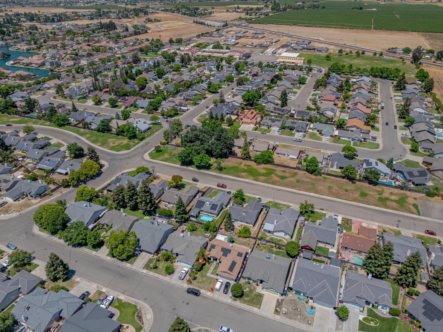 Clipper Drive, Atwater, California image 4