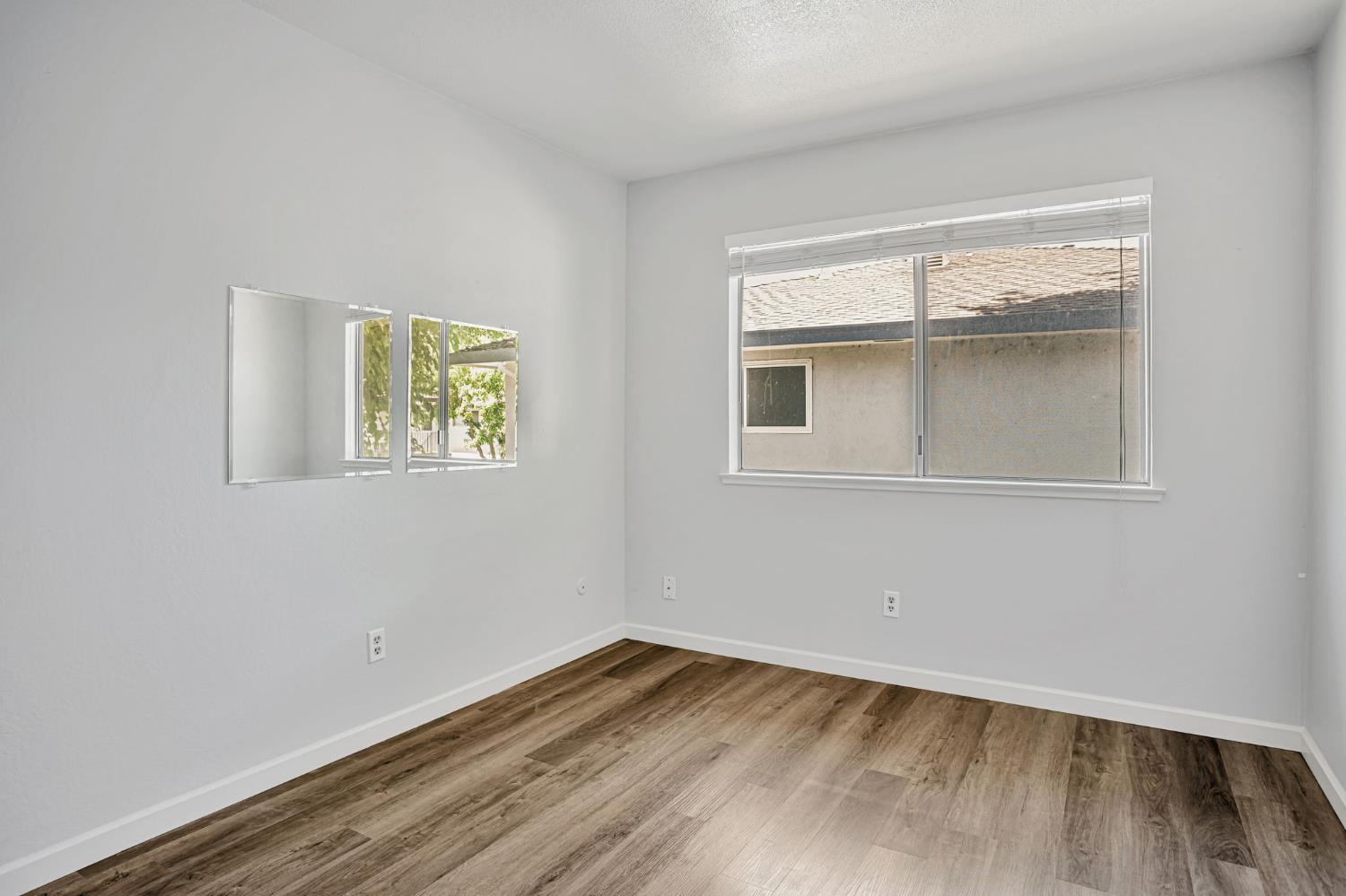 Photo #21: 225069126 Listing: Photo #21
