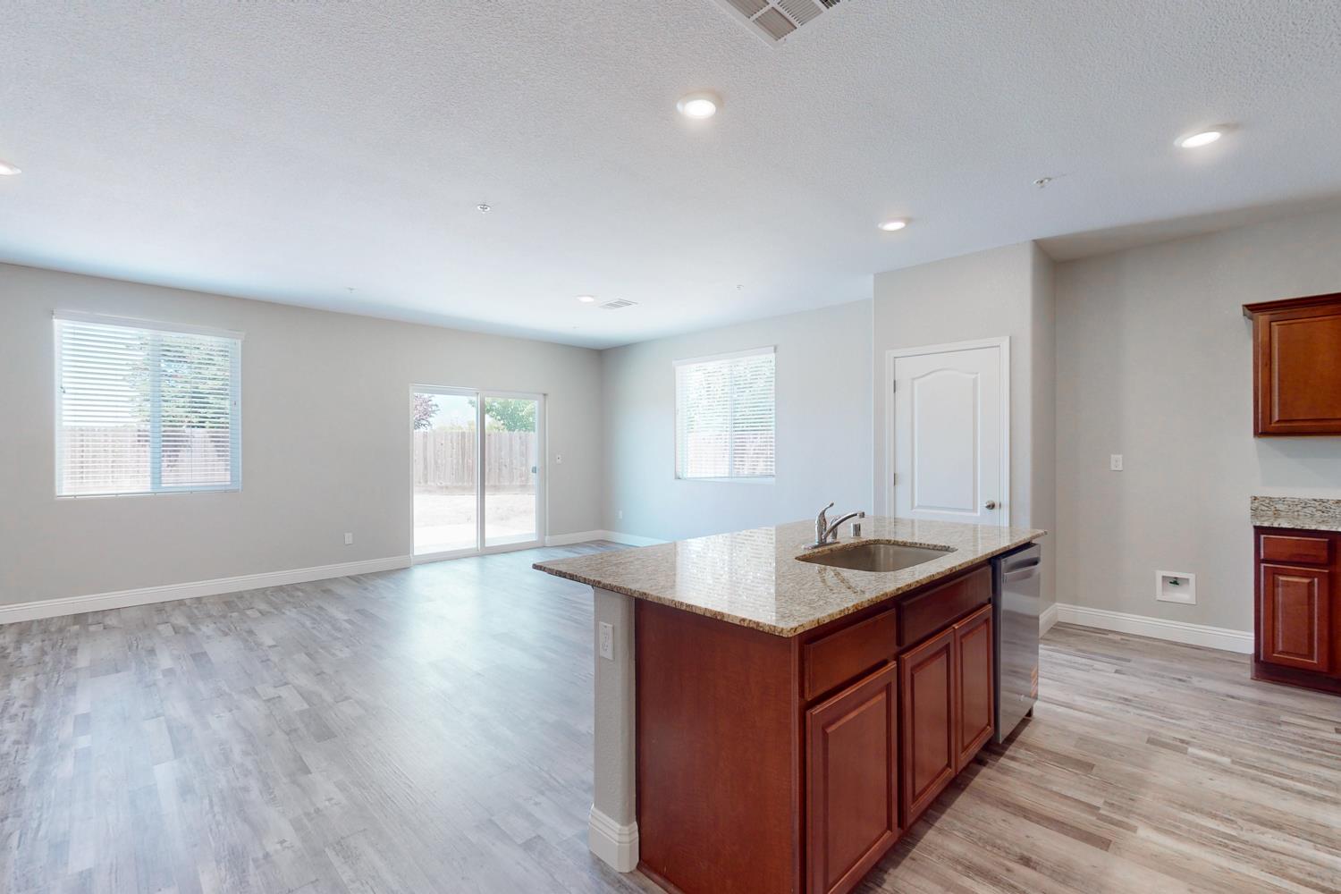 Kyri, Olivehurst, California image 21