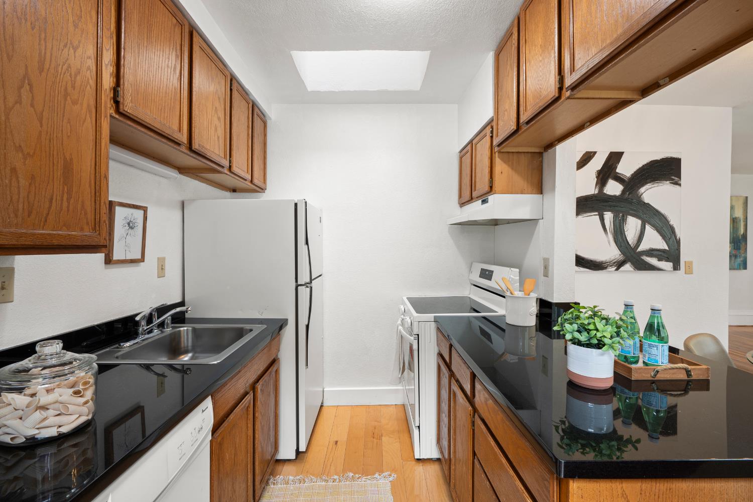 2920 Morcom, Oakland, California image 12