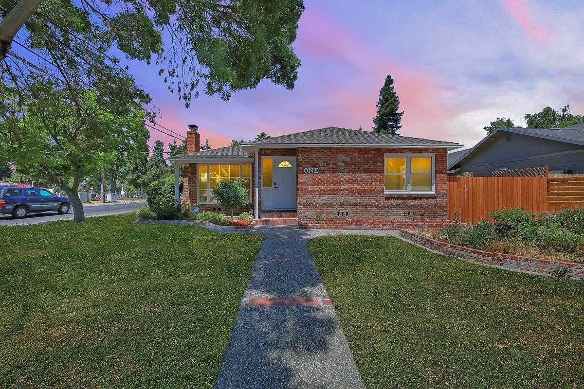 Southwood Drive, Woodland, California image 1