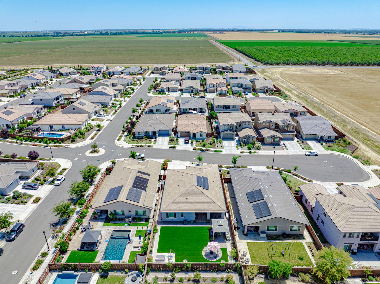 Banks Place, Woodland, California image 37