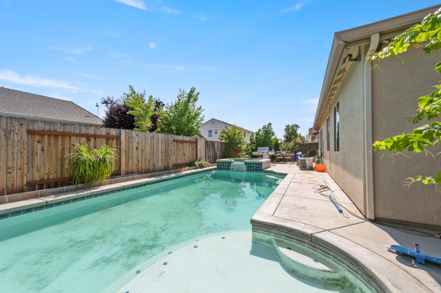 Chateau Drive, Olivehurst, California image 29