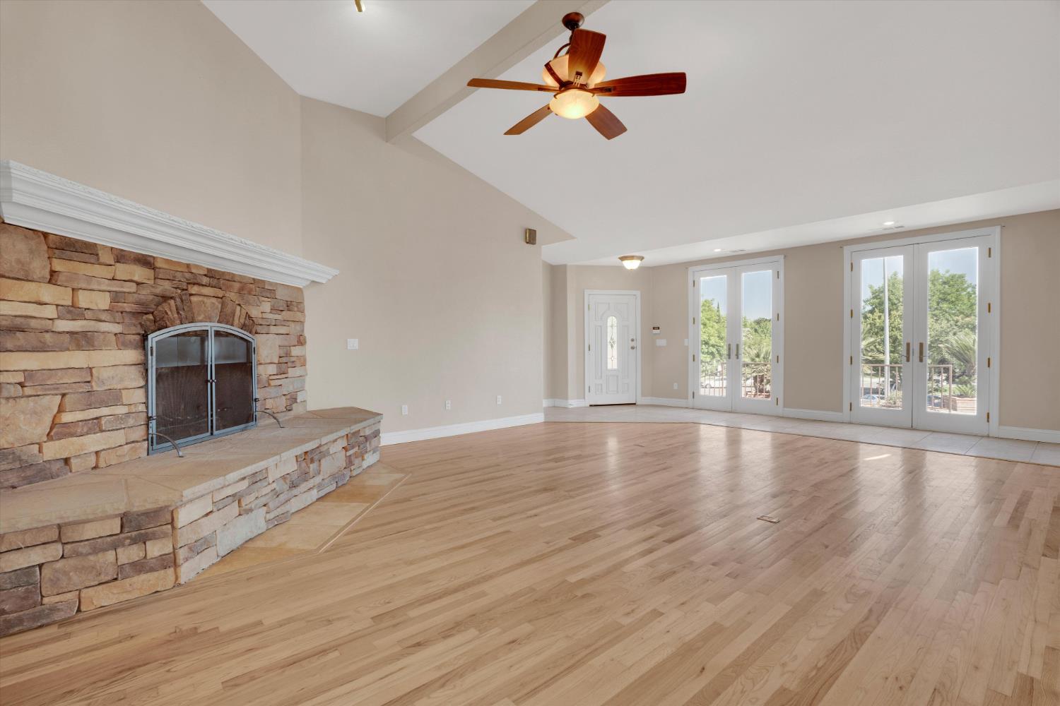 Bevanda Court, Oakdale, California image 12