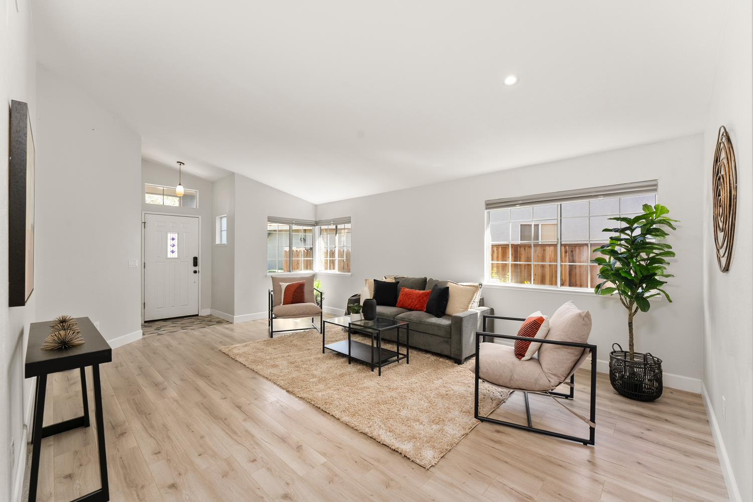 Clear Star Court, Elk Grove, California image 6
