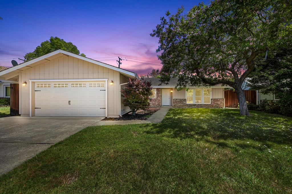 Margaret Way, Roseville, California image 3