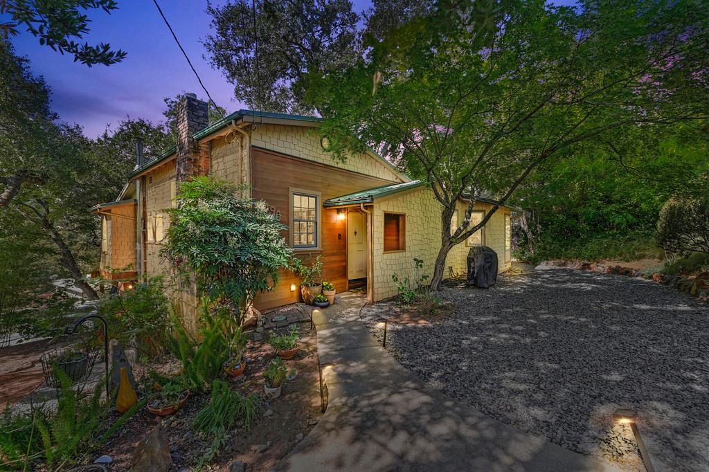 Foresthill Avenue, Auburn, California image 2
