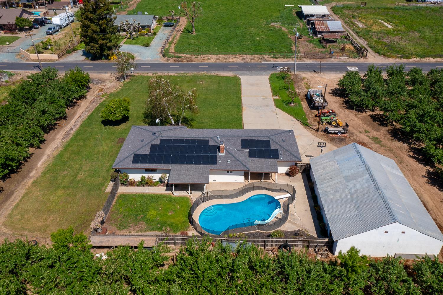 Lemon Avenue, Escalon, California image 1