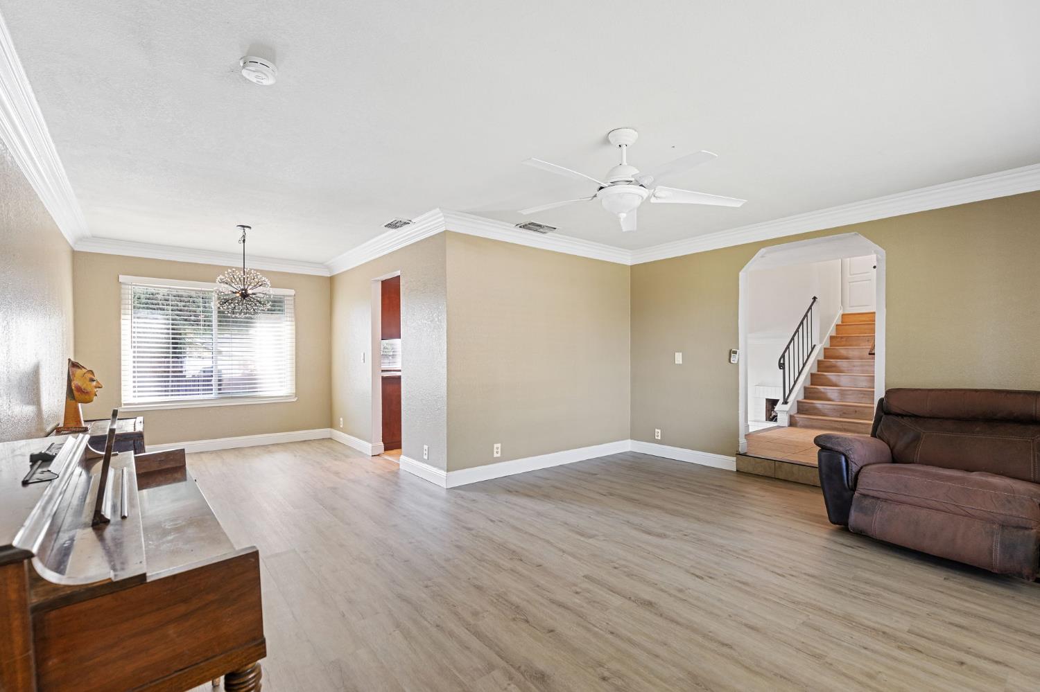 Yerba Court, Sacramento, California image 6