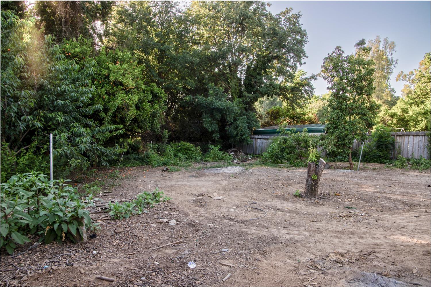 Larkin Road, Gridley, California image 20