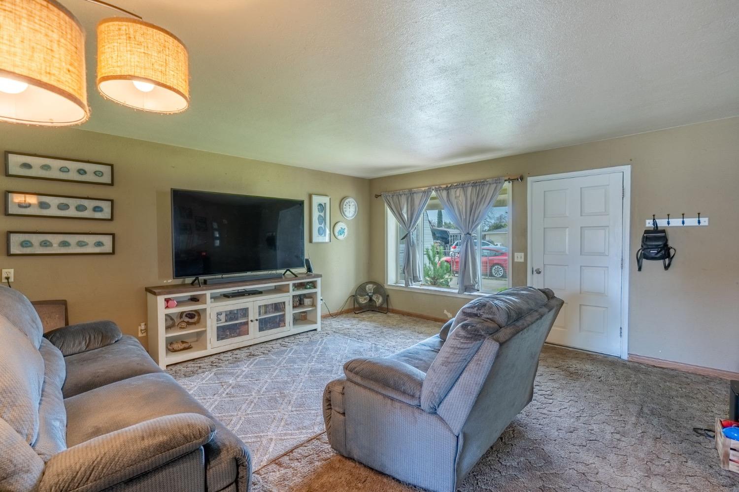 San Rafael Avenue, Stockton, California image 4