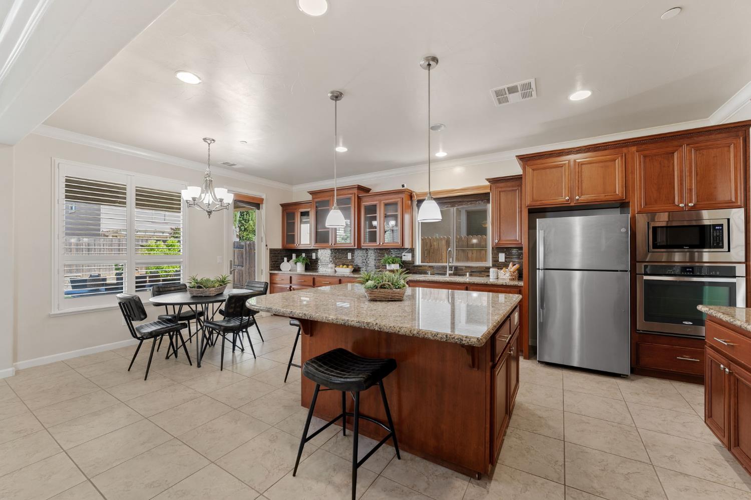 Cordially Way, Elk Grove, California image 8