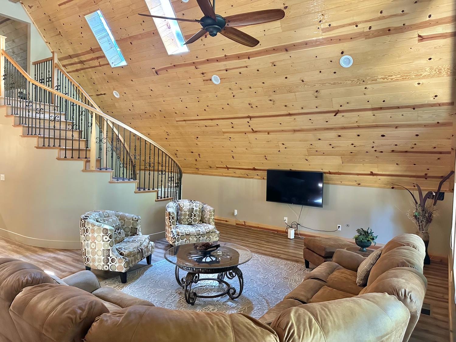 Bucktail, Pollock Pines, California image 3