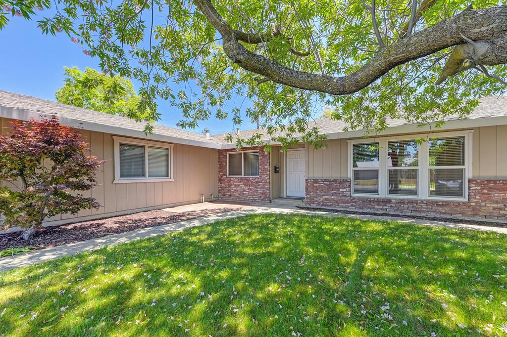 Margaret Way, Roseville, California image 7
