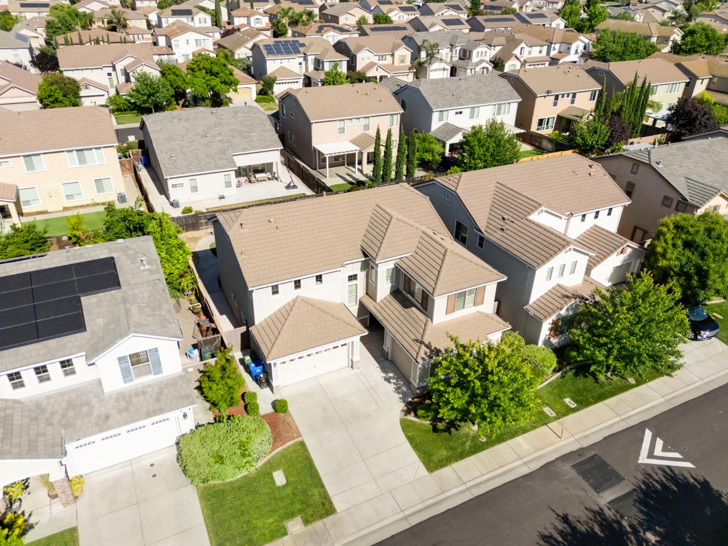 Cordially Way, Elk Grove, California image 36
