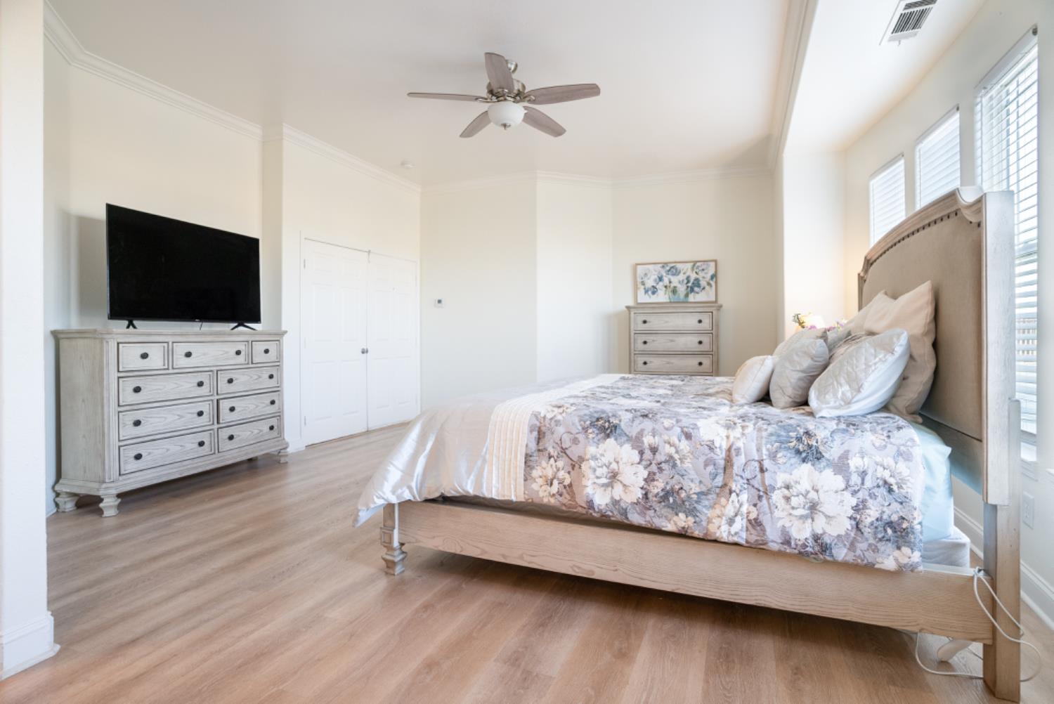 Steward Road, Madera, California image 20
