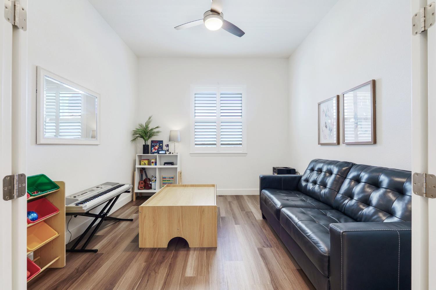 Banks Place, Woodland, California image 17
