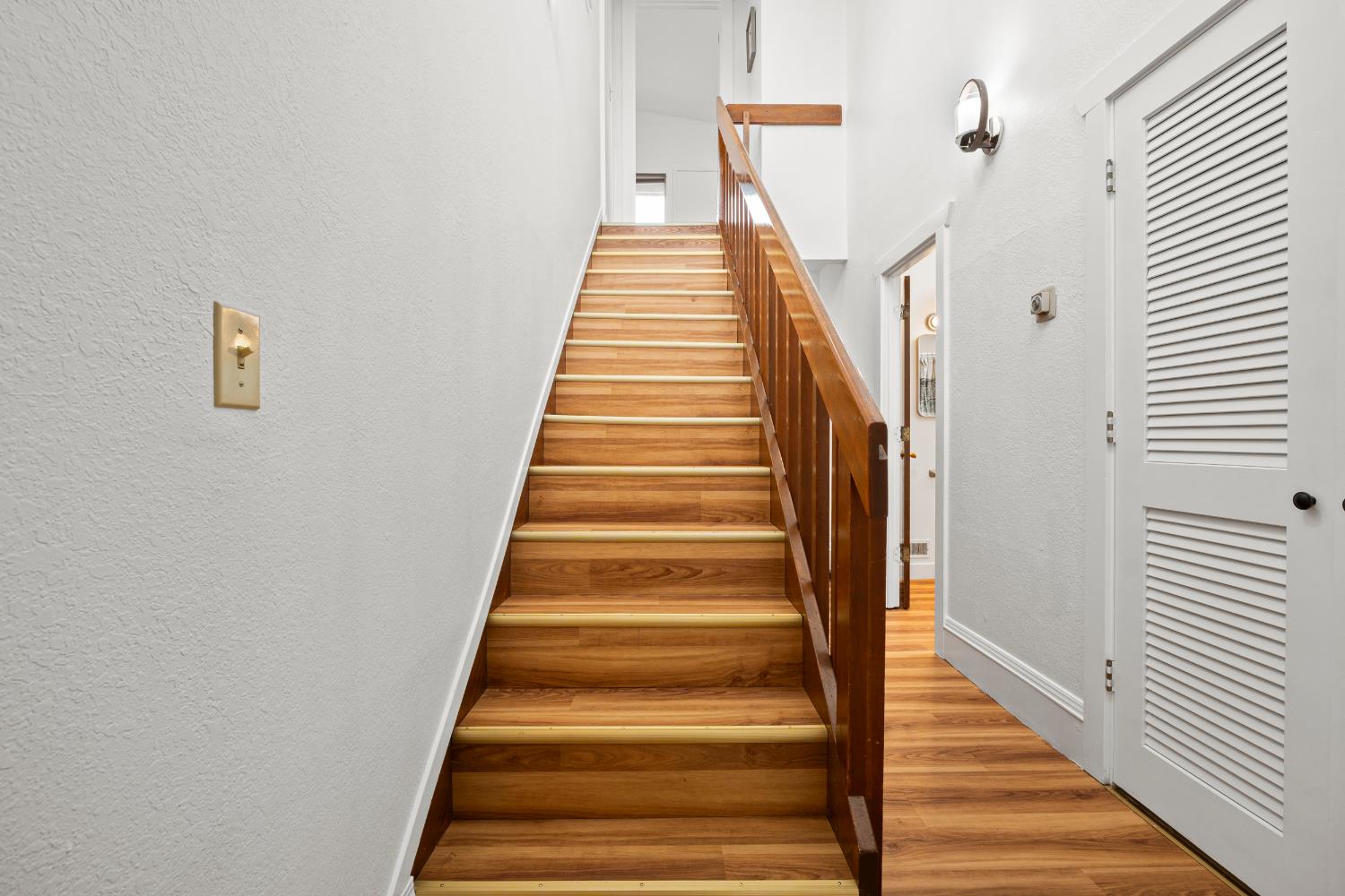 2920 Morcom, Oakland, California image 16