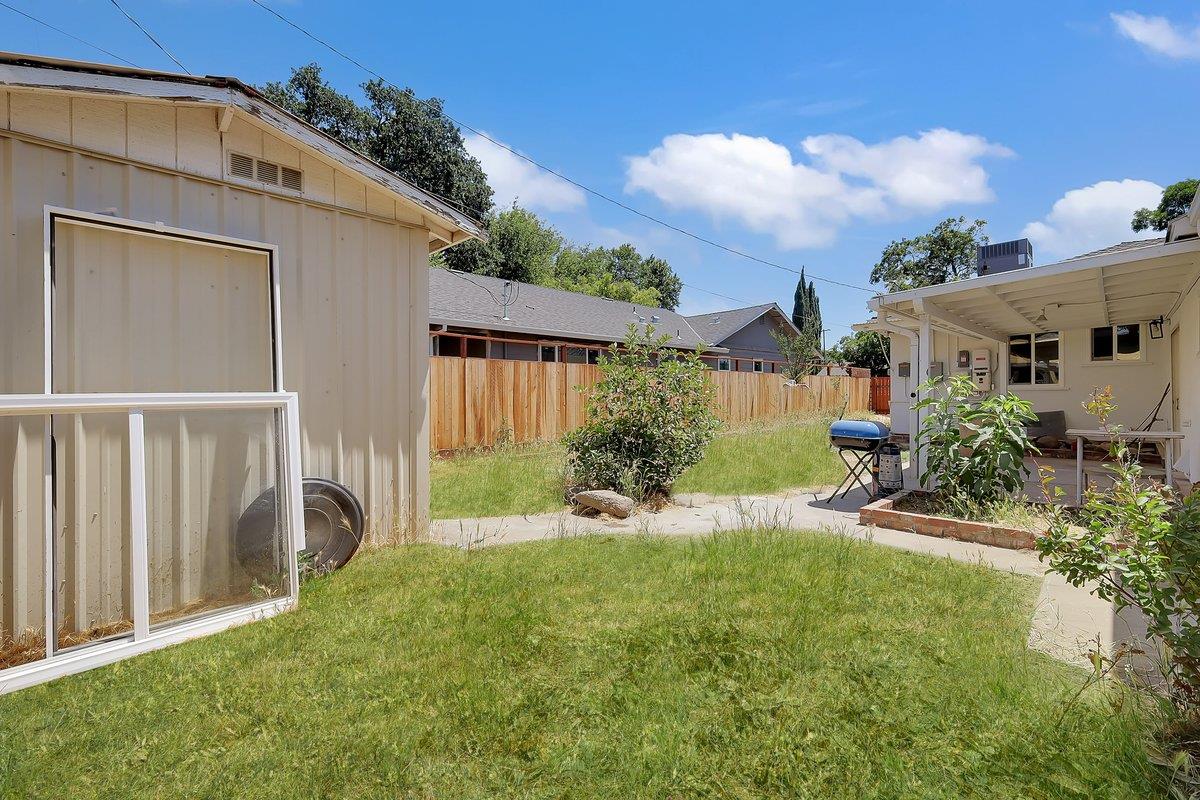 Southwood Drive, Woodland, California image 34