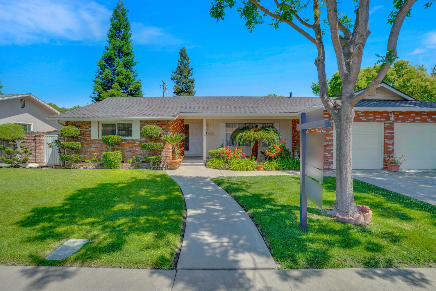 Wellington Drive, Modesto, California image 2
