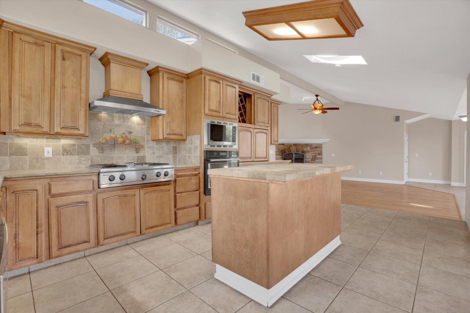 Bevanda Court, Oakdale, California image 16